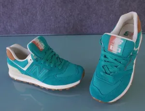 New Balance 574 Classics thumbnail 1