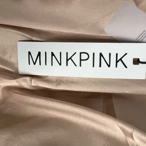 MinkPink Faux Fur Anya‎ Jacket Coat L Tan Fuzzy Plush Cozy Mobwife Party Retro thumbnail 14