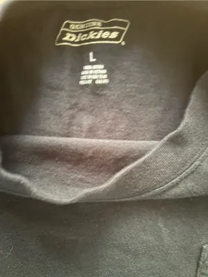 Classic Navy Pocket T-Shirt -Women's thumbnail 2