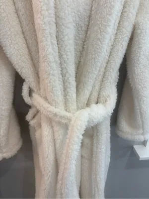 Pottery Barn Teen Cozy Sherpa Hooded Robe Ivory M/L Plush Spa Bathrobe thumbnail 4