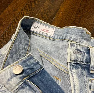 Gap Vintage Style High Waisted Denim Jeans thumbnail 3