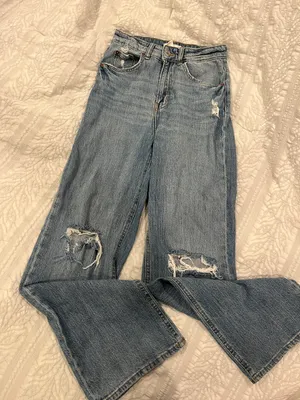 H&M Boyfriend Jeans thumbnail 2