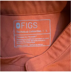 FIGS Women’s Rafaela Oversized Scrub Top in Limited Edition Auburn Size L thumbnail 2