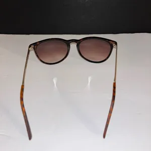 Faded Glory Tortoiseshell Sunglasses with Brown Lenses thumbnail 2