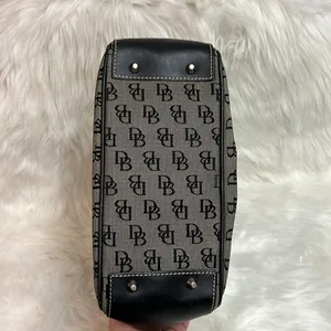Dooney‎ & Bourke Signature Series Hand Bag/Purse B95 thumbnail 13