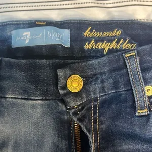 7 for all mankind Jeans Shorts Size 28. Waist: 28 inches thumbnail 7