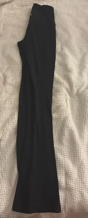 Flare Lululemon Leggings thumbnail 1