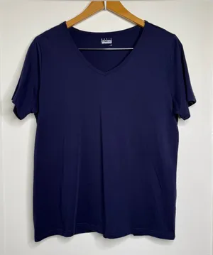 Basic Editions Short Sleeve V Neck T Shirt Navy Size Large Cotton Closet Staple thumbnail 1