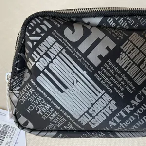 Lululemon Everywhere Belt Bag 1L Manifesto thumbnail 3