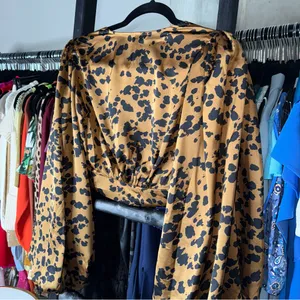 Windsor Chic Look Leopard Print Satin Puff Sleeve Crop Top Medium New NWT thumbnail 11