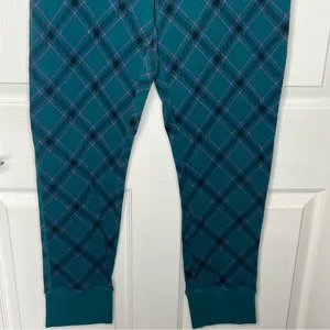 Victoria’s Secret Sz XL Long Pajama Set Teal Purple Black Argyle Plaid thumbnail 12