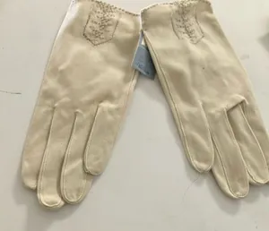 FINAL MARKDOWN Brand new dead stock vintage van raalte embellished gloves 7 thumbnail 1