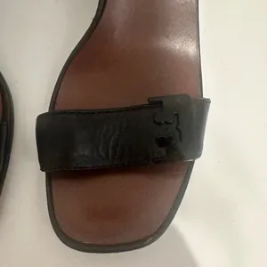Tory Burch Gabrielle Ankle Strap Block Heel Sandal Black Leather Size 7.5 thumbnail 4