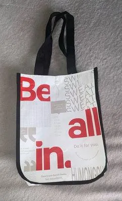 Be All In Graphic Tote Bag lululemon toe - White & Red small thumbnail 1