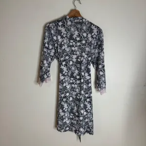 Laura Ashley Women's Pajamas Floral Lace Trim Robe and Chemise Set Size M thumbnail 7