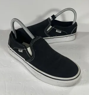 Vans Classic Slip-On Black/White Canvas Skate Shoes Women’s Size 6.5 thumbnail 1