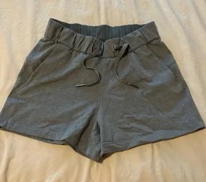 Lululemon Shorts thumbnail 1