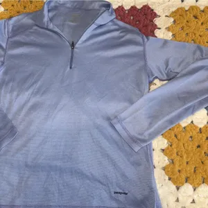 Patagonia Capilene Light Blue Quarter-Zip Neck Outdoor Active Woman’s M Pullover thumbnail 1