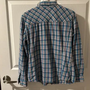 Carhartt Woman’s size med flannel shirt thumbnail 2