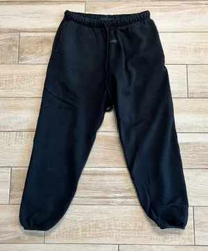 Unisex Essentials Fear of God Black Sweatpants - S thumbnail 1
