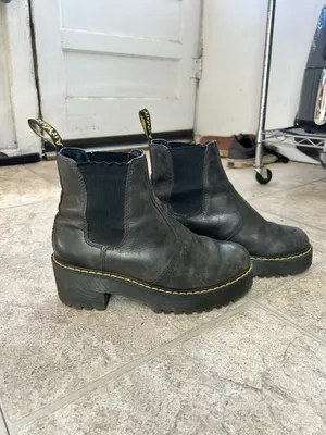 Platform Dr. Martens Chelsea Boots thumbnail 4