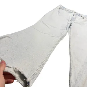 👖‎ Abercrombie & Fitch Curve Love 90s Relaxed Jeans Light Wash Size 31 / 12 👖 thumbnail 3