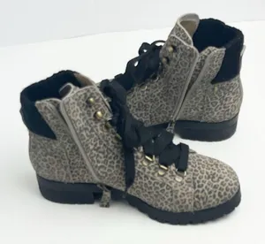 OTBT Lakewood Leather Animal Print Side Zipper Lace Up Faux Fur Lined Boots 8 thumbnail 4