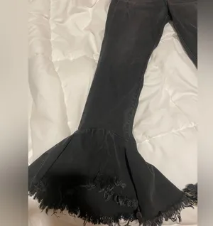 Hidden Jeans Black bell bottom jeans thumbnail 2