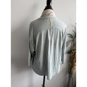 Lululemon Back in Action Long Sleeve Shirt Sage Green‎ Relaxed Fit Size 10 flaw thumbnail 2