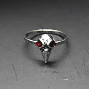 Gothic Raven Head Ring Silver thumbnail 3
