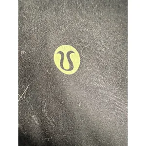 Lululemon Wunder Train Crop Long Sleeve Emboss Crop Top Womens Small Activewea thumbnail 5