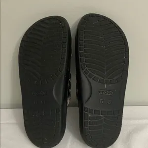 CROCS women’s Black and Purple Tie-Dye Slide Sandals size 9 thumbnail 8