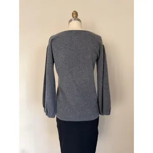 One Girl Who… 100% Cashmere Gray Sweater | Soft Knit Balloon Sleeve Top thumbnail 4