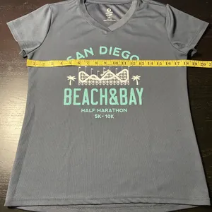 GreenLayer Sports Gray San Diego Beach & Bay Half Marathon T-Shirt size M thumbnail 4