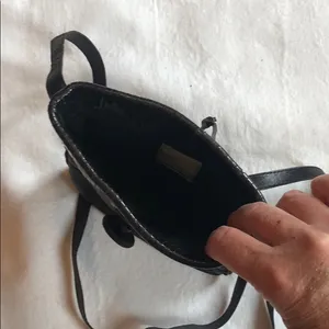 Leather Crossbody Purse with adjustable strap Black thumbnail 4