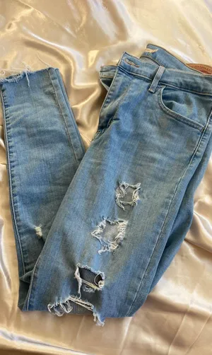 Levi’s 720 High-Rise Super Skinny Jeans 29 thumbnail 1