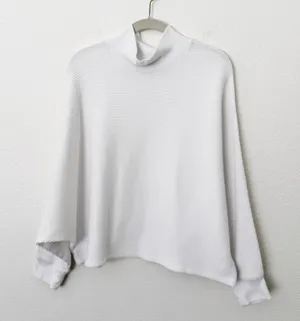 [Abercrombie & Fitch] White Waffle Knit Mock Neck Oversized Sweater Size L/XL thumbnail 1