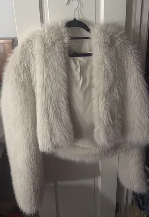 Fur Coat Target thumbnail 1