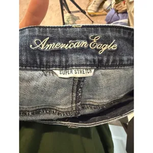 American Eagle Artist Women's low-rise Jeans Stretch/Double Button Size 6 Reg thumbnail 6
