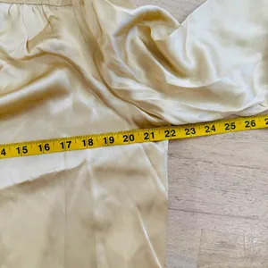 L'AGENCE 100% silk charmeuse blouse NEW thumbnail 13