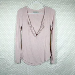 Abercrombie & Fitch Pink Ribbed Y2K Henley Top‎ thumbnail 2