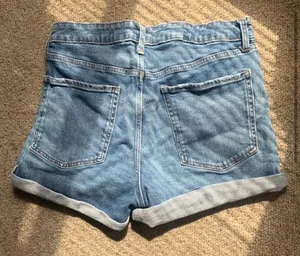 Old Navy OG High Rise Jean Shorts thumbnail 3