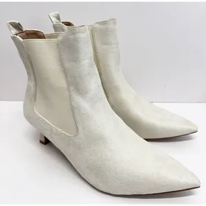 Journee‎ Collection Chelsea Comfort Booties Size 9 Ivory Ankle Boots thumbnail 3
