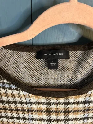 Ann Taylor Houndstooth Crewneck Sweater in Black, White & Brown | Women’s Size S thumbnail 3