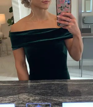 Revelry Emerald Green Velvet Bridesmaid dress - size 6 thumbnail 4