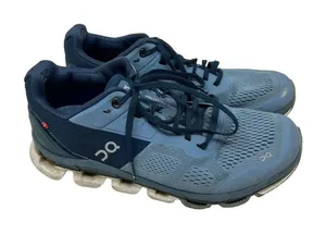 On Running Cloudace Running Shoe in Blue‎ Women's Size 10 Blue thumbnail 1