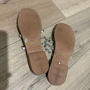Steve Madden Lyna Clear Studded Slip On Sandals Silver size‎ 7.5 thumbnail 5