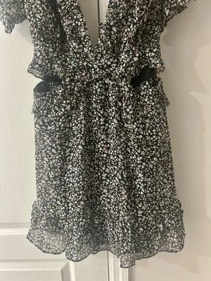 Vine Tree Black Floral Ruffle Cut out Dress Size Large thumbnail 3