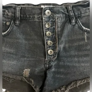 Free People Women’s Shorts Black Jeans Size 26 thumbnail 5
