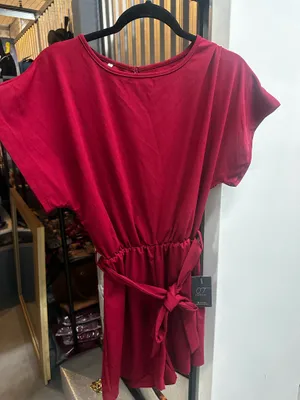 Romper Red Size M thumbnail 1